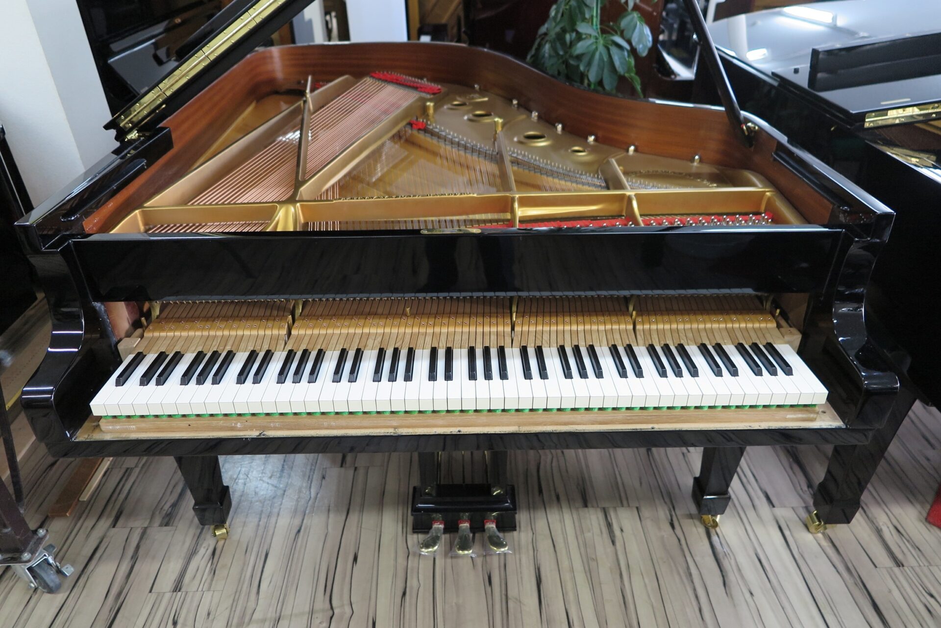 スタインウェイ A-188