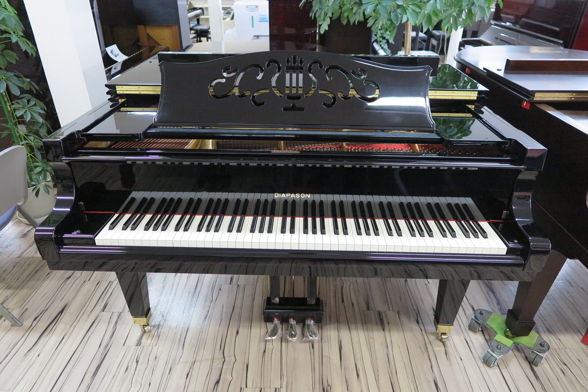 鍵盤楽器、ピアノ 幻の逸品 DIAPASON グランドピアノ DR5
