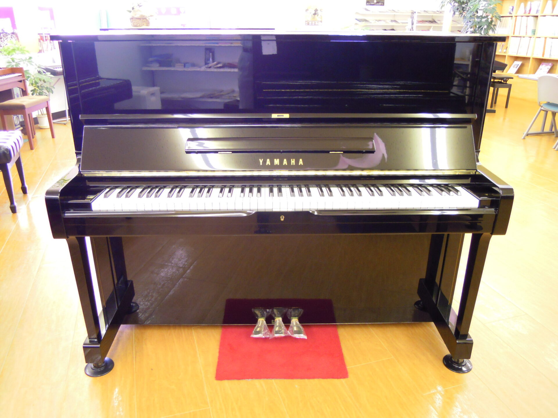 ヤマハ　U1M  入荷