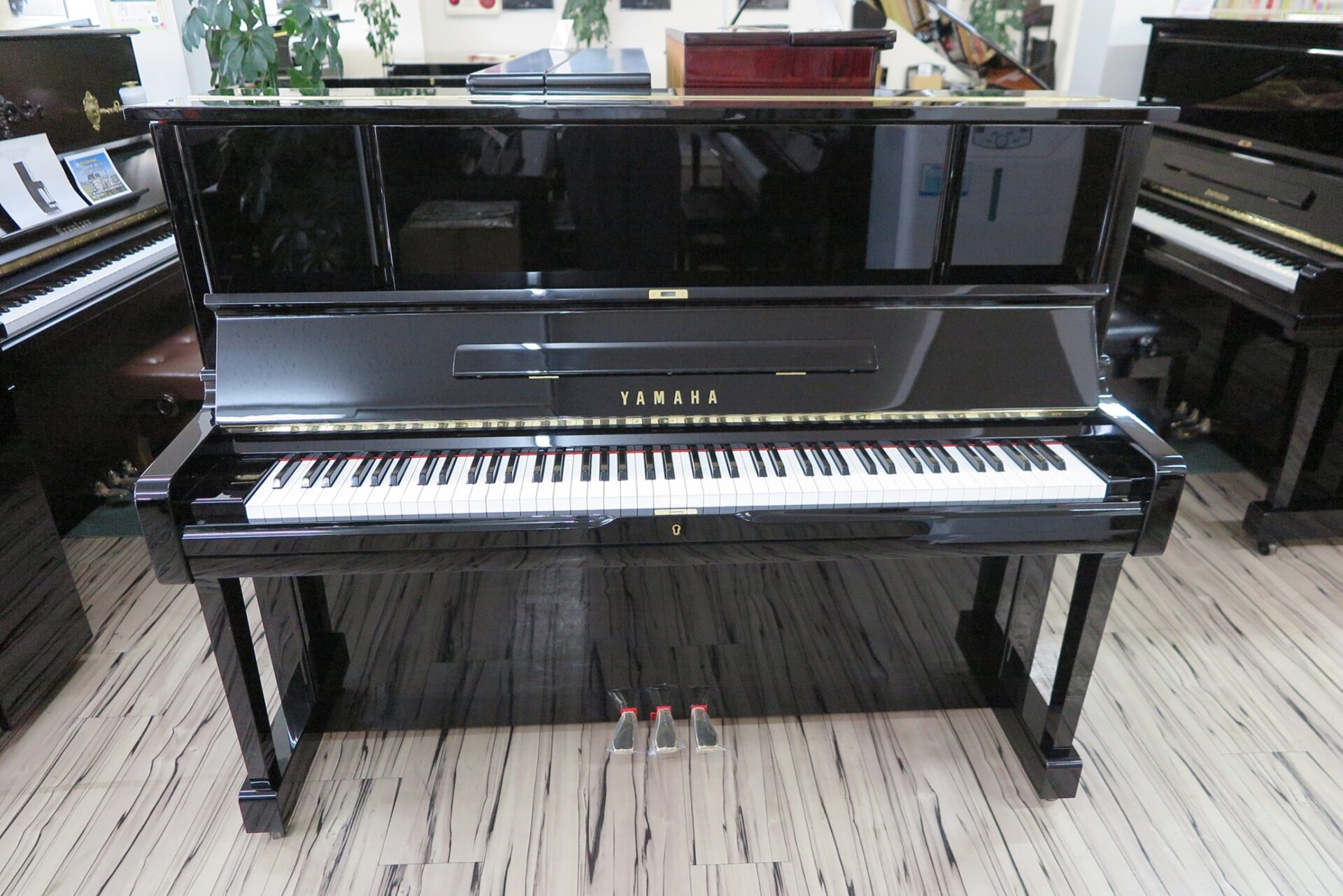 ヤマハ  UX-1  入荷調整中